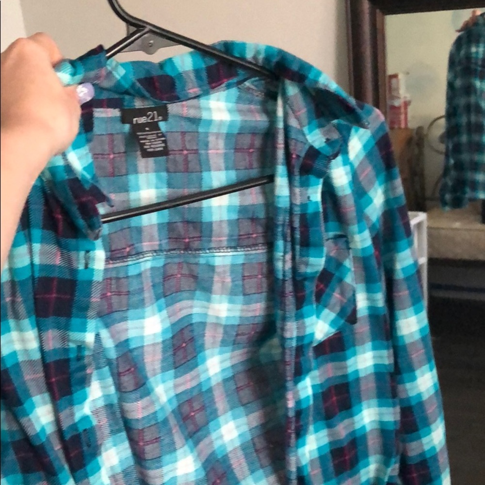Flannel - Picture 3 of 3